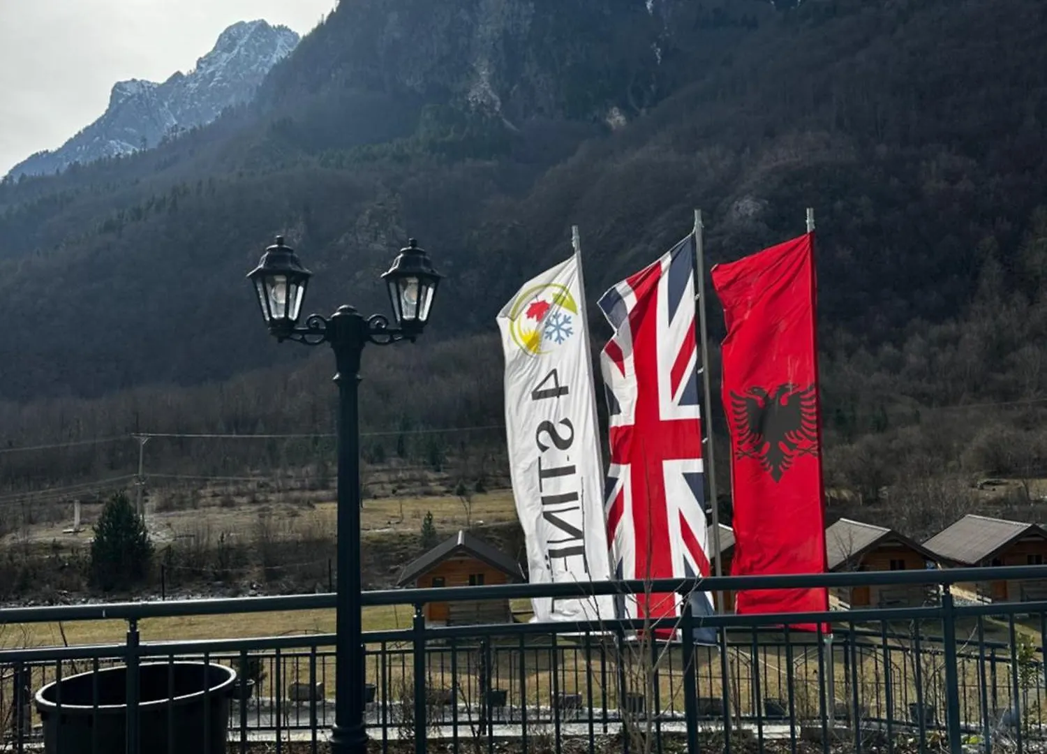 4 Stinet Otel Valbone 4*,